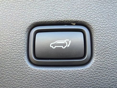 Used 2025 Hyundai Palisade Limited image 19