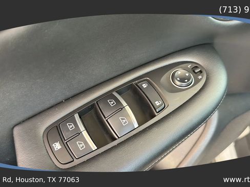 Used 2019 INFINITI QX50 Luxe w/ Navigation Package AWD/4WD image 20