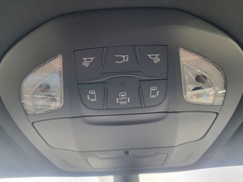 New 2026 Chrysler Pacifica Select w/ S Appearance Package image 27