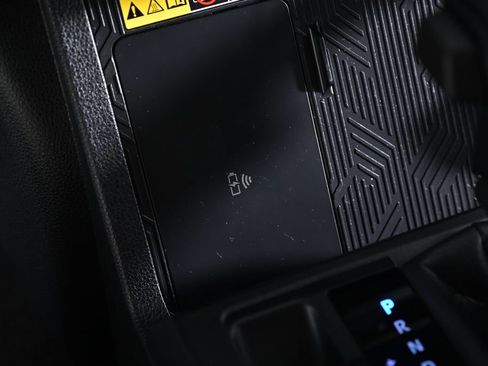 Used 2025 Toyota 4Runner TRD Off-Road AWD/4WD image 23
