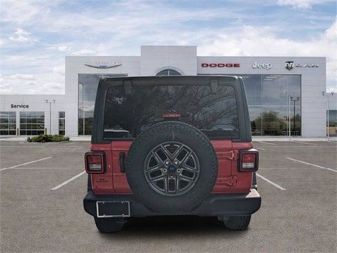 Certified 2026 Jeep Wrangler Unlimited Sport AWD/4WD image 4
