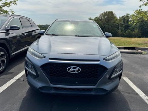 Used 2019 Hyundai Kona SE FWD image 2