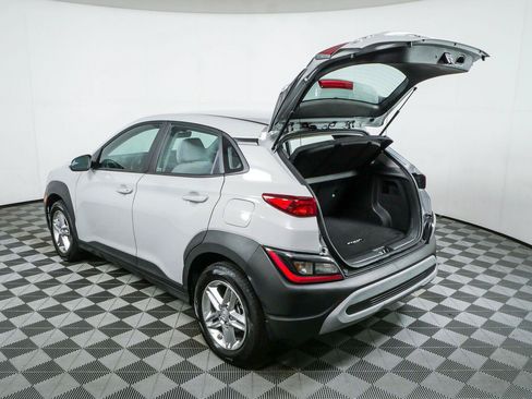 Used 2023 Hyundai Kona SE FWD image 37