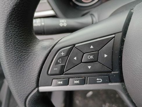 Used 2024 Nissan Altima 2.5 SV image 22