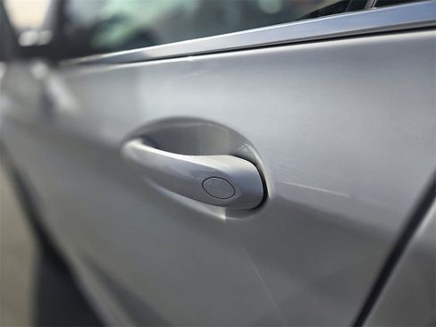 Used 2022 BMW X3 xDrive30i w/ Convenience Package image 9