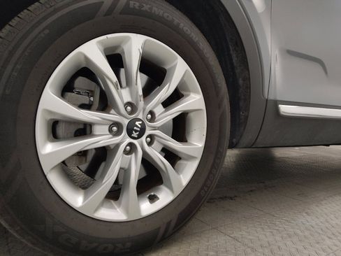 Used 2021 Kia Telluride LX image 31