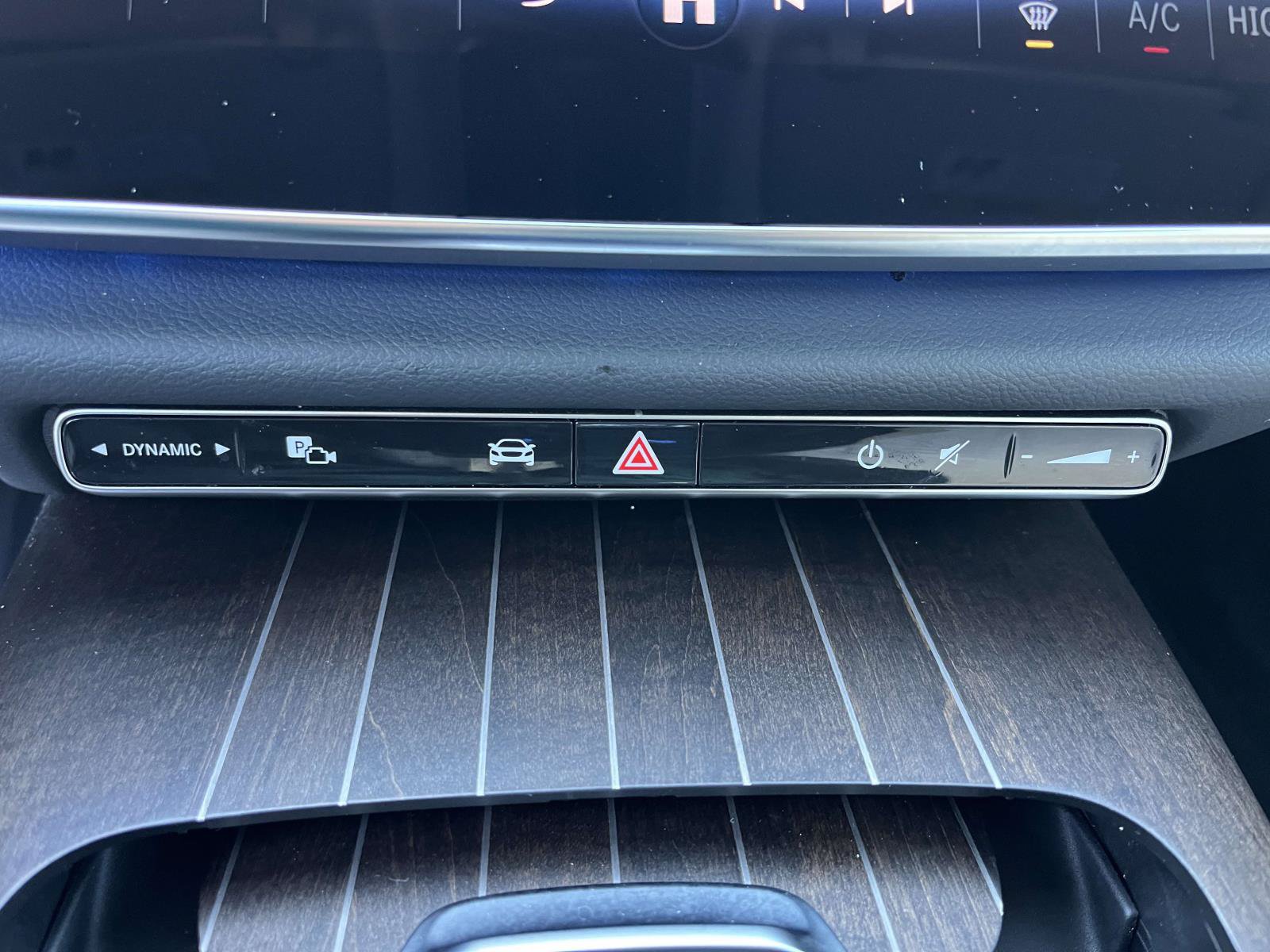 Certified 2024 Mercedes-Benz E 450 4MATIC Sedan image 34