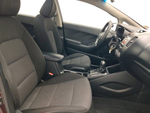 Used 2018 Kia Forte LX FWD image 21