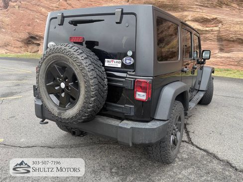 Used 2015 Jeep Wrangler Unlimited Sport w/ Quick Order Package 24S AWD/4WD image 9