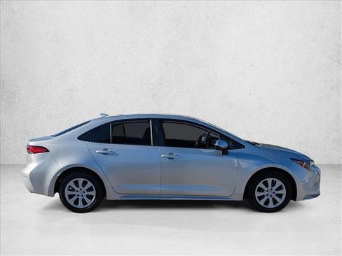 Certified 2023 Toyota Corolla LE image 4