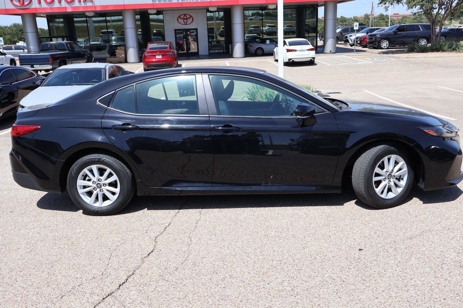 Used 2026 Toyota Camry LE FWD image 2