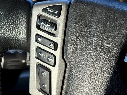 Used 2019 Nissan Titan PRO-4X image 11