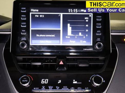 Used 2021 Toyota Corolla LE FWD image 19