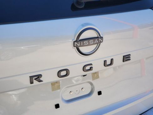 New 2026 Nissan Rogue SV w/ Cold Weather Package image 10
