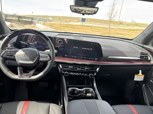 New 2026 Chevrolet Traverse RS w/ LPO, Floor Liner Package image 12