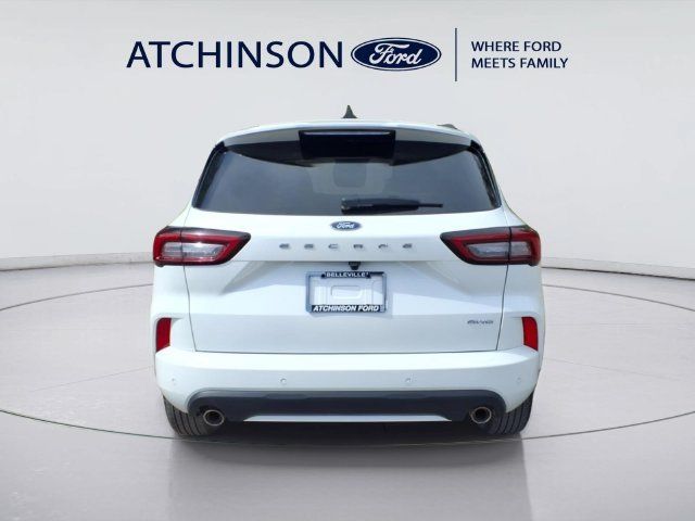 Used 2024 Ford Escape ST-Line w/ Tech Pack #1 AWD/4WD image 6