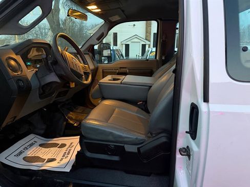 Used 2015 Ford F250 XL w/ Power Equipment Group image 11