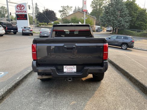 Certified 2024 Toyota Tacoma TRD Sport AWD/4WD image 9