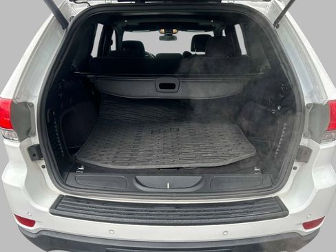 Used 2016 Jeep Grand Cherokee Laredo w/ Quick Order Package 23E image 13