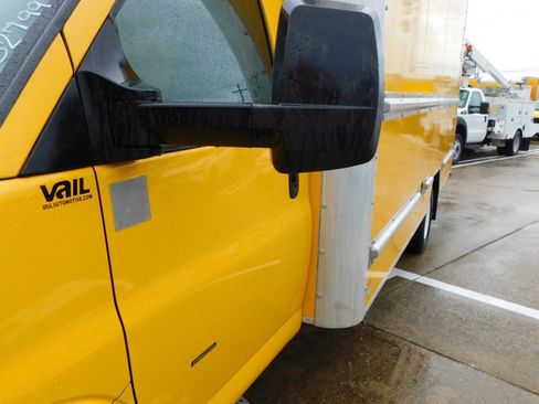 Used 2021 GMC Savana 3500 Extended w/ Power Convenience Package image 10