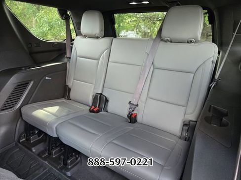 Used 2021 Chevrolet Tahoe LT w/ LT Signature Package AWD/4WD image 10