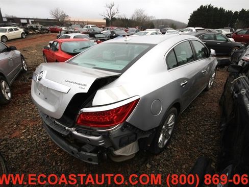 Used 2010 Buick LaCrosse CXL image 2