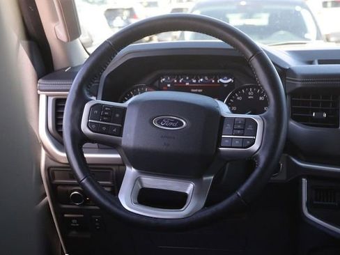 Certified 2024 Ford Expedition Max XLT image 24