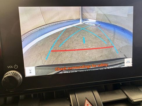 Used 2024 Toyota RAV4 LE image 33