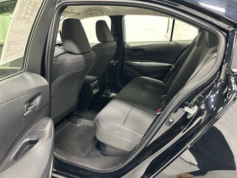 Used 2025 Toyota Corolla LE image 42