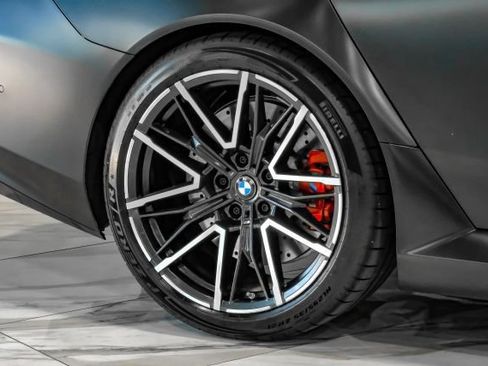Used 2026 BMW M5 w/ Carbon Package AWD/4WD image 74