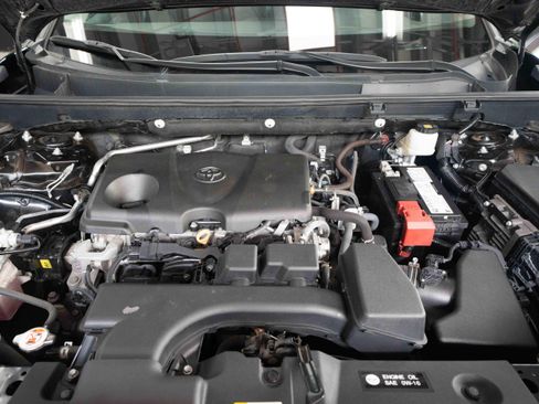 Used 2023 Toyota RAV4 LE FWD image 31