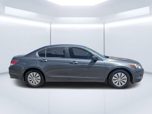 Used 2010 Honda Accord LX image 2