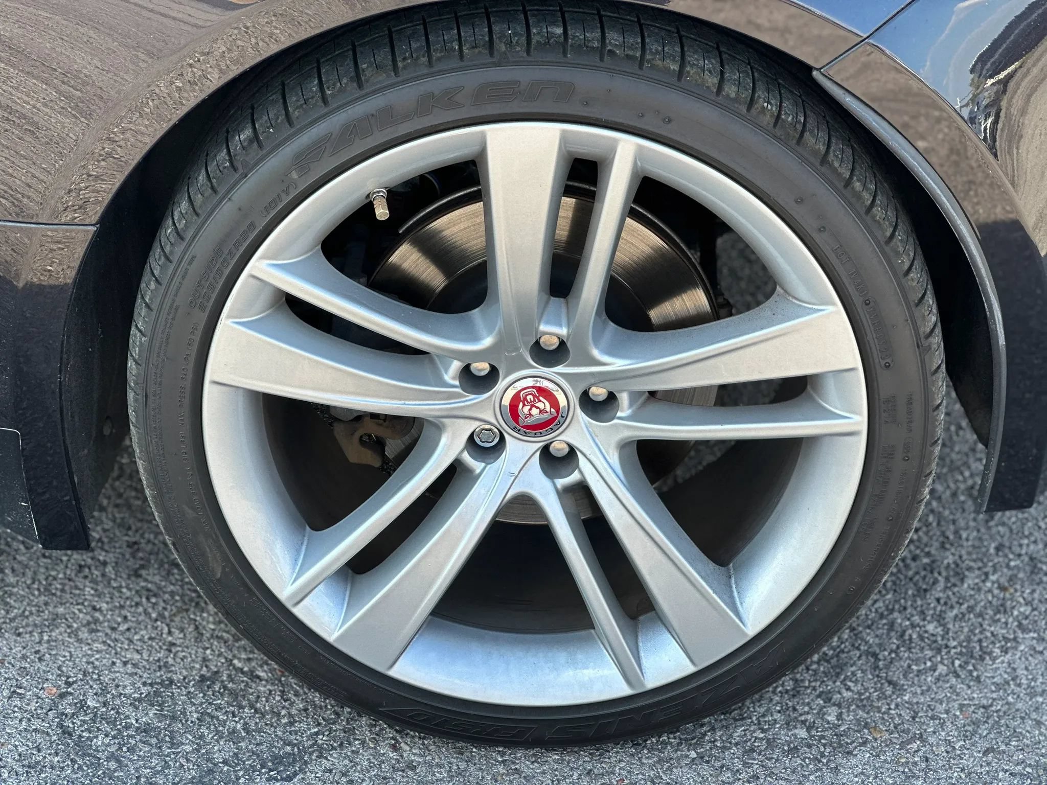 Used 2016 Jaguar F-TYPE Convertible RWD image 29