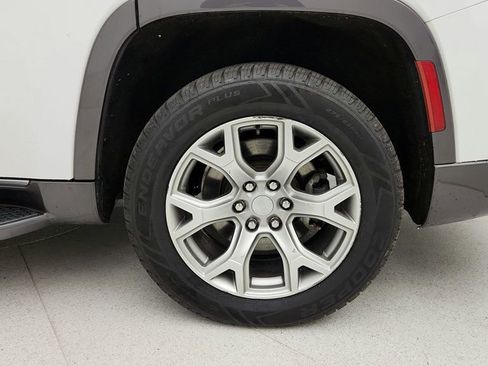 Used 2022 Jeep Wagoneer Series II image 9