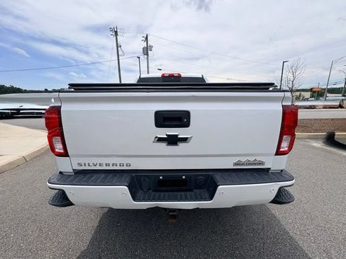 Used 2017 Ford F150 Lariat w/ Equipment Group 502A Luxury AWD/4WD image 43