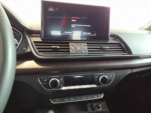 Used 2021 Audi Q5 Premium Plus image 13