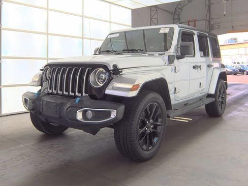 Used 2023 Jeep Wrangler Unlimited Sahara AWD/4WD image 1