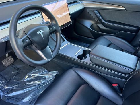 Used 2023 Tesla Model 3 Standard Range RWD image 11