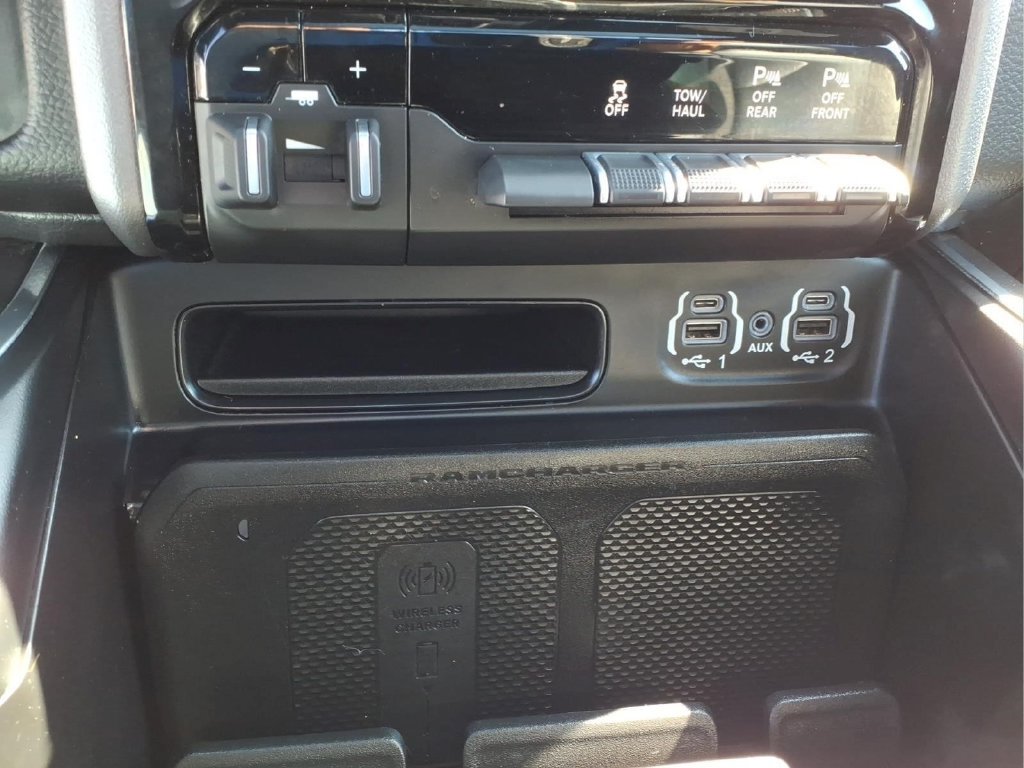 Used 2023 RAM 1500 Laramie RWD image 13