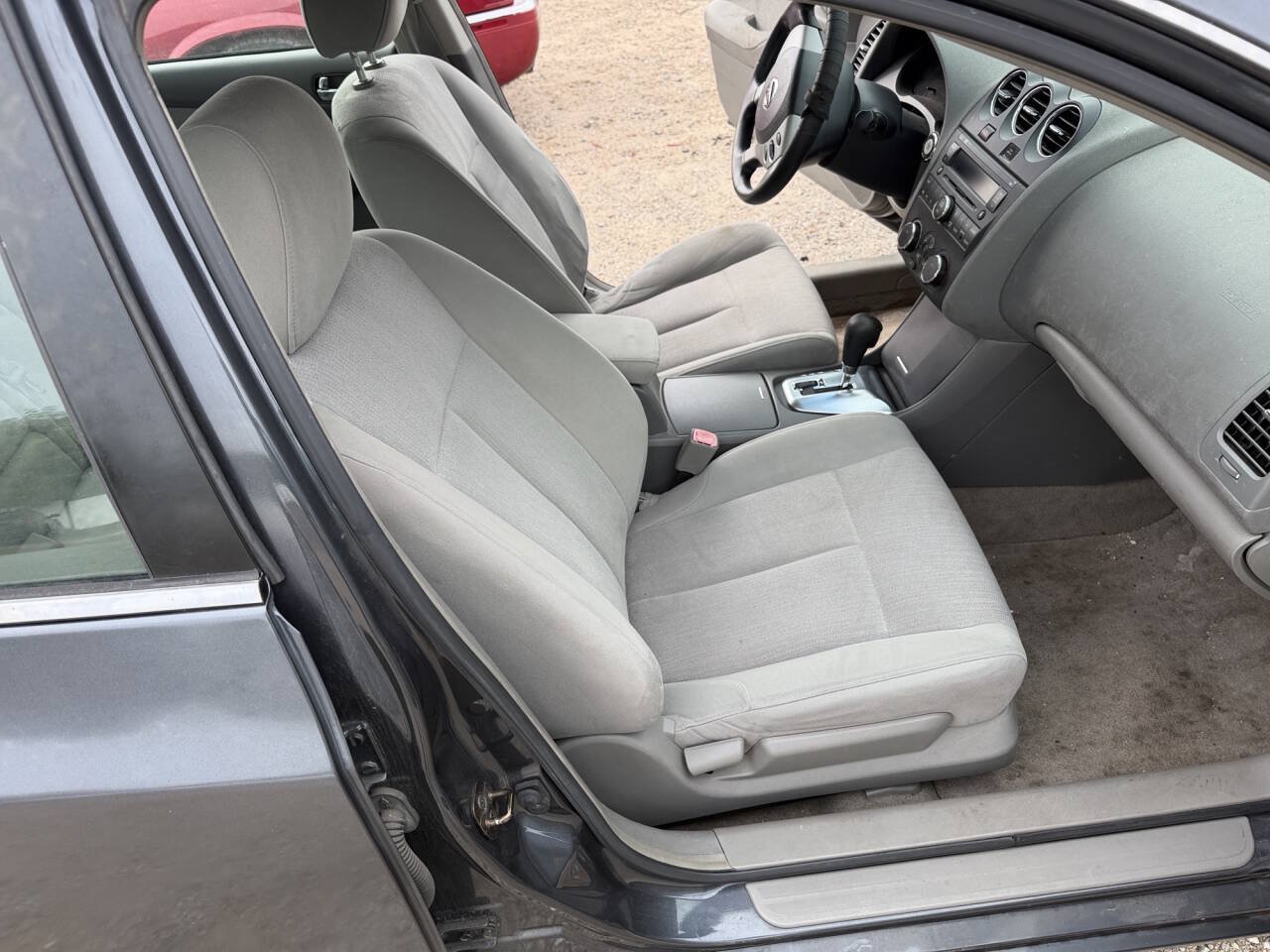 Used 2010 Nissan Altima 2.5 S FWD image 27