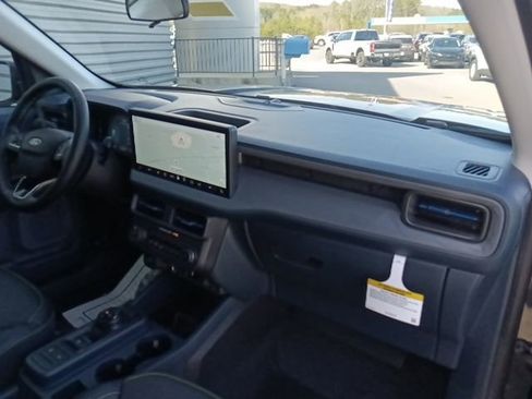 New 2026 Ford Maverick Lobo image 35