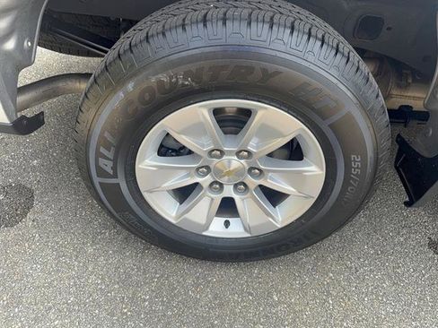 Used 2021 Chevrolet Silverado 1500 LT image 15