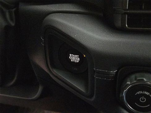 New 2025 Jeep Wrangler Unlimited Rubicon image 21