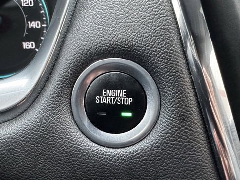 Certified 2023 Chevrolet Traverse LT image 30