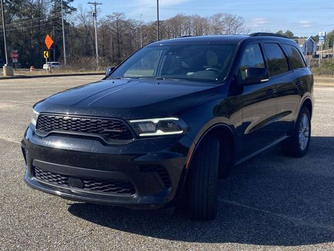 Used 2024 Dodge Durango GT image 3