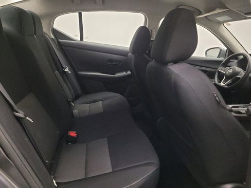 Used 2025 Nissan Sentra SV FWD image 19