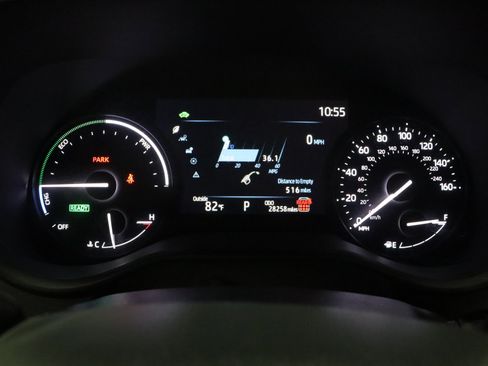 Certified 2025 Toyota Sienna LE image 38