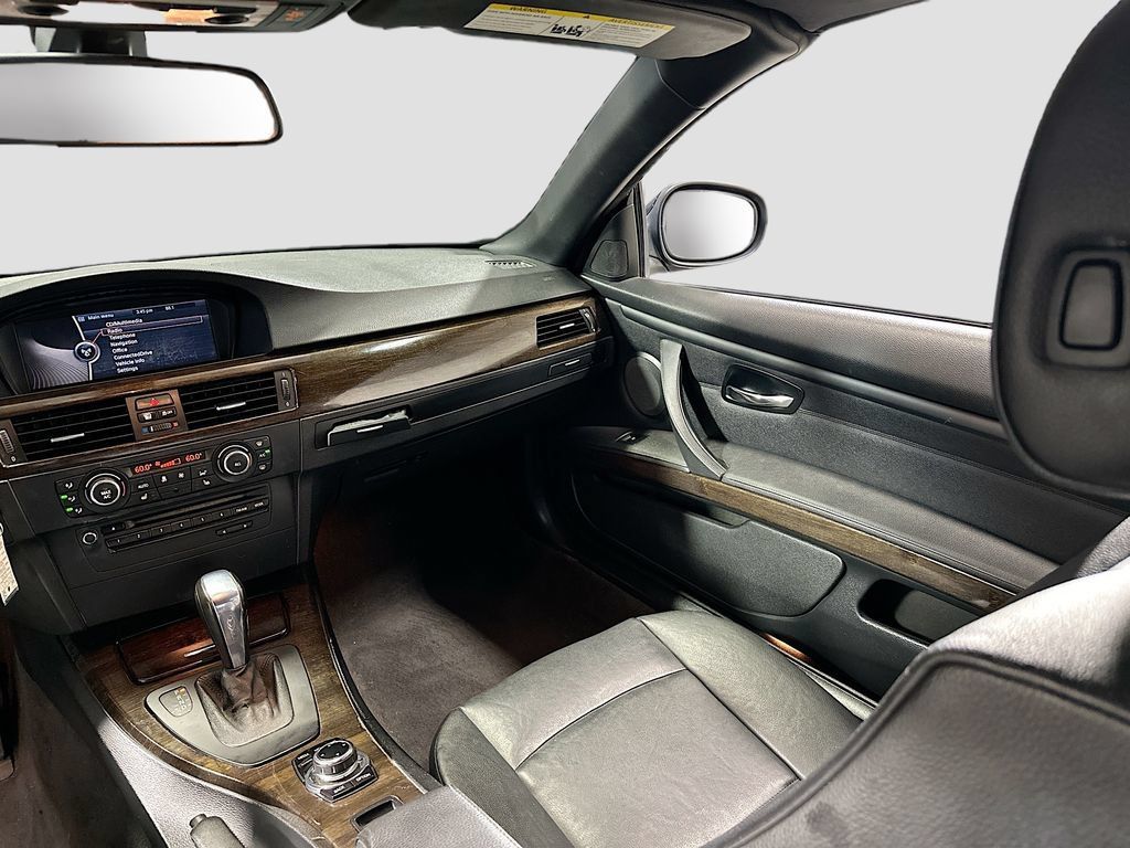 Used 2013 BMW 335i Convertible RWD image 25