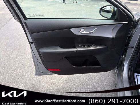 Used 2023 Kia Forte LXS FWD image 29