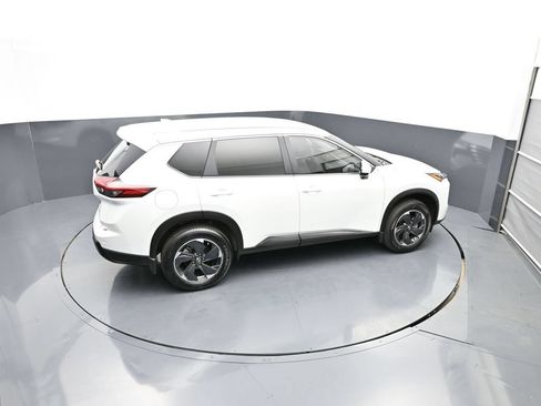 Used 2026 Nissan Rogue SV AWD/4WD image 42